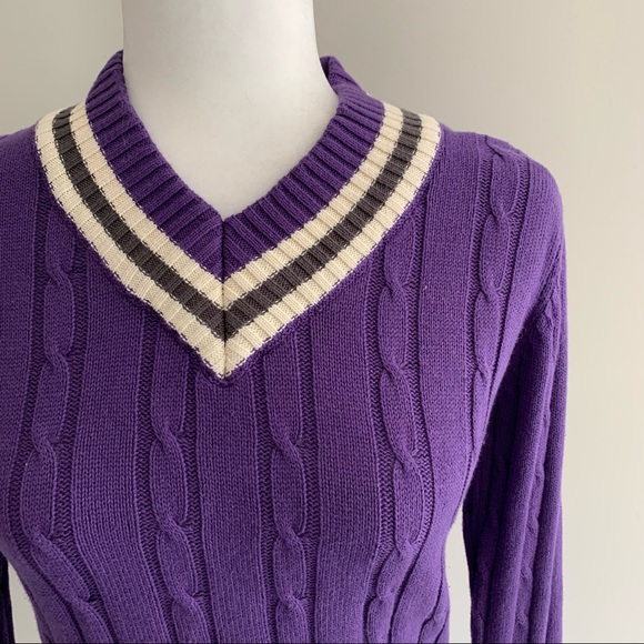 Renu Bruzer her varsity vee sweater - Picture 5 of 12